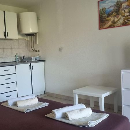 Apartments Seso Pag Town Luaran gambar