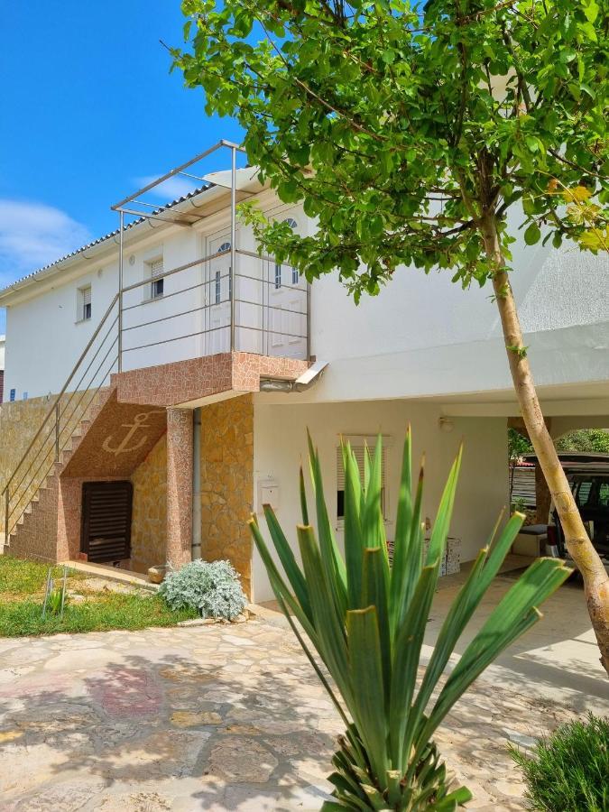 Apartments Seso Pag Town Luaran gambar